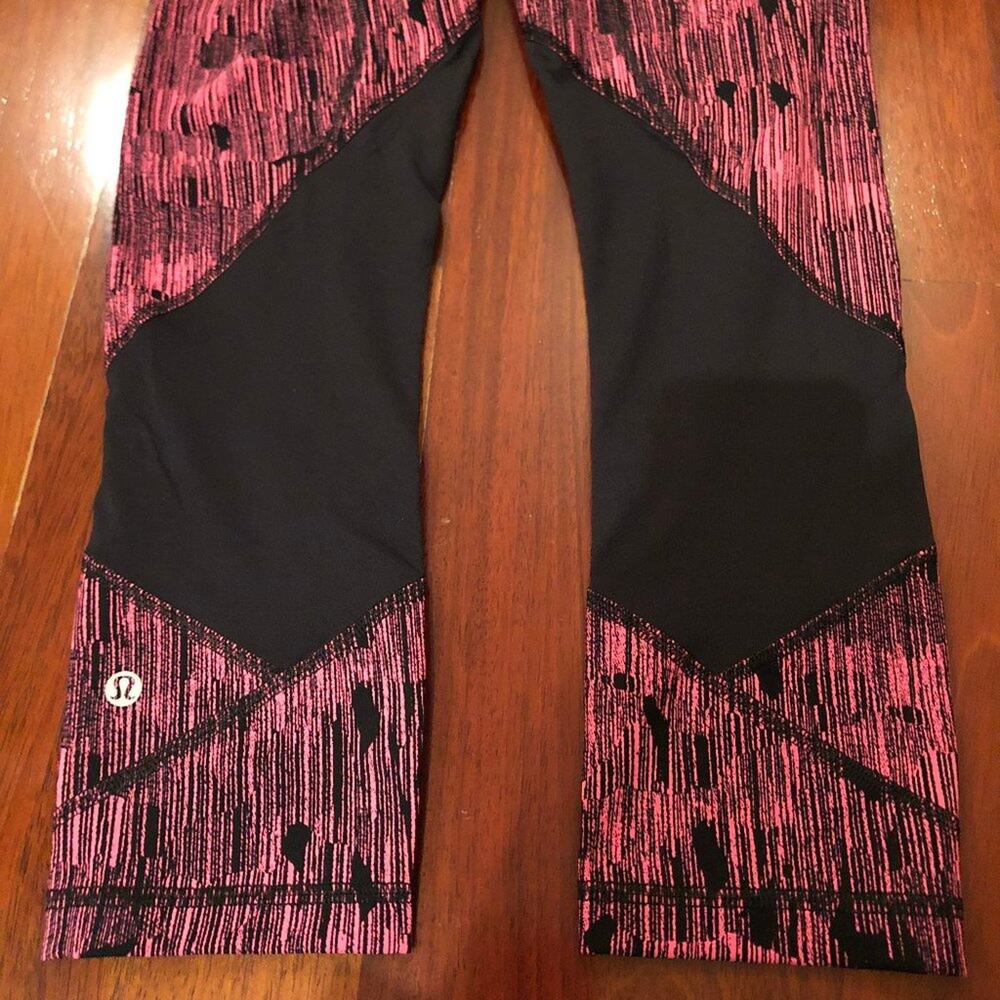 Lululemon Crop Leggings Black Pink Neon - Picture 7 of 11